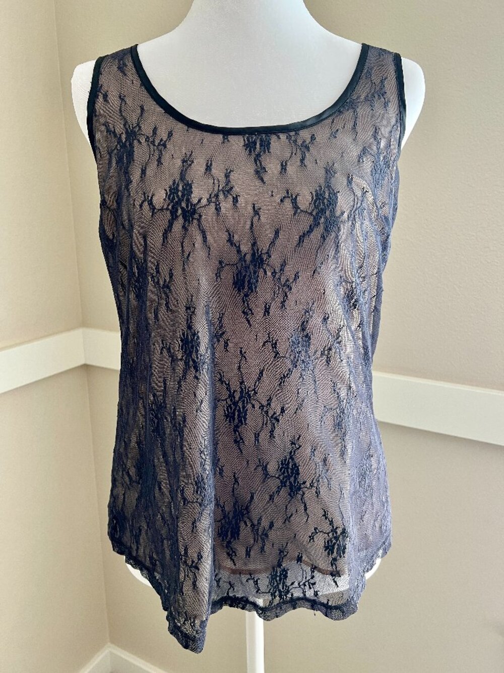 Old Navy Double Layer Floral Lace Tank Top Black Nude Size - Size Medium